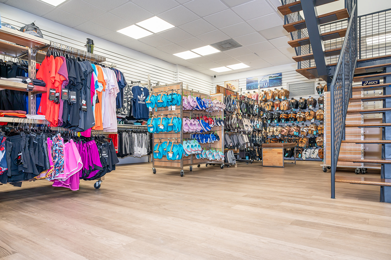 Commercial Renovation - Divers Supply (4)